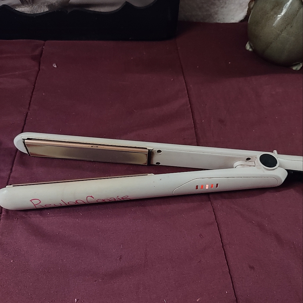 Revlon Conair Straightener